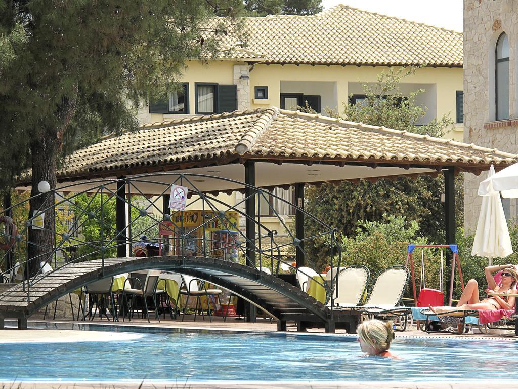 Lesse Hotel Penisola Calcidica Esterno foto